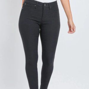 Hyperstretch Forever Color Skinny Jeans - Black